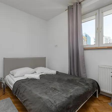 Zlota 67 By Homeprime Apartman