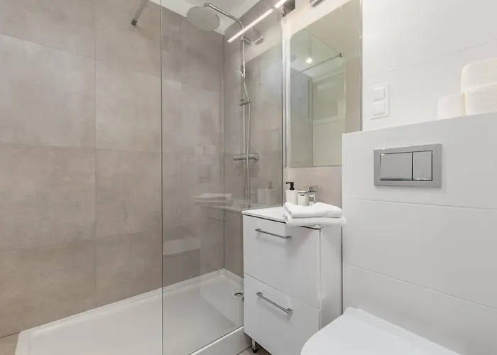 Zlota 67 By Homeprime Apartmán *